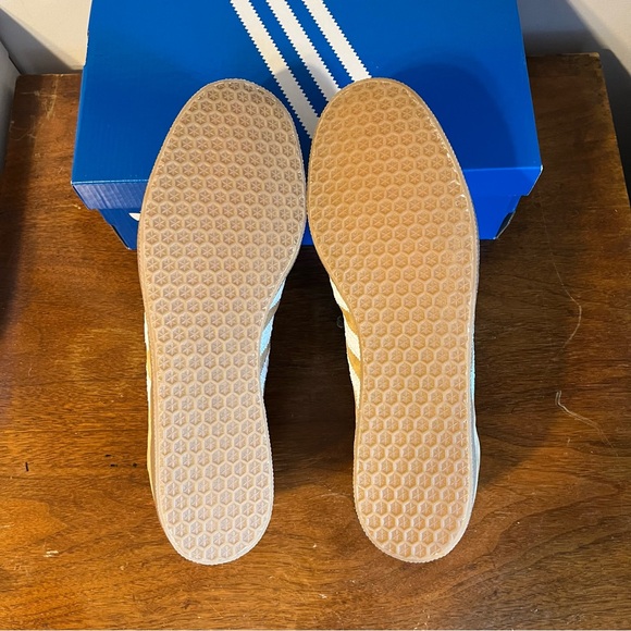 ADIDAS Mesa Gazelle Shoes - Picture 9 of 12